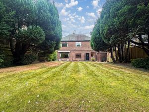 Photo 18- click for photo gallery